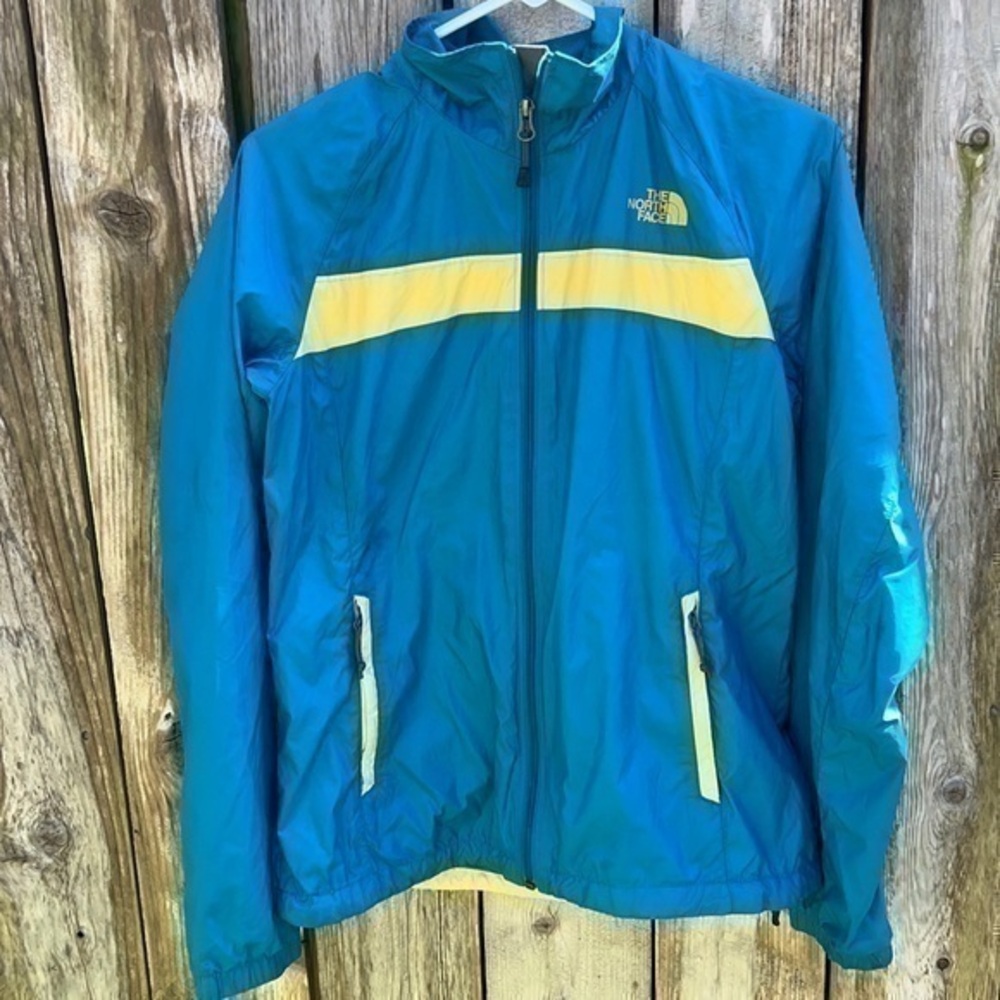 Vintage/ Y2K ▶️ The North Face◀️ lightweight jacket
